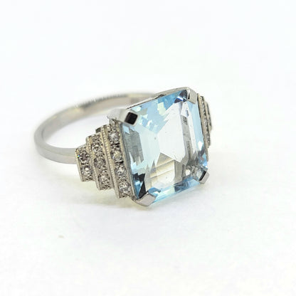 Platinum Aquamarine Cocktail Ring with Diamonds, 4.50ct Aquamarine