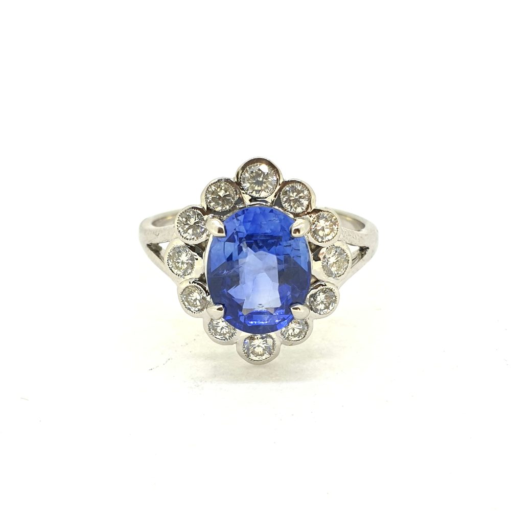 Contemporary 2.54ct Sapphire and Diamond Floral Cluster Ring