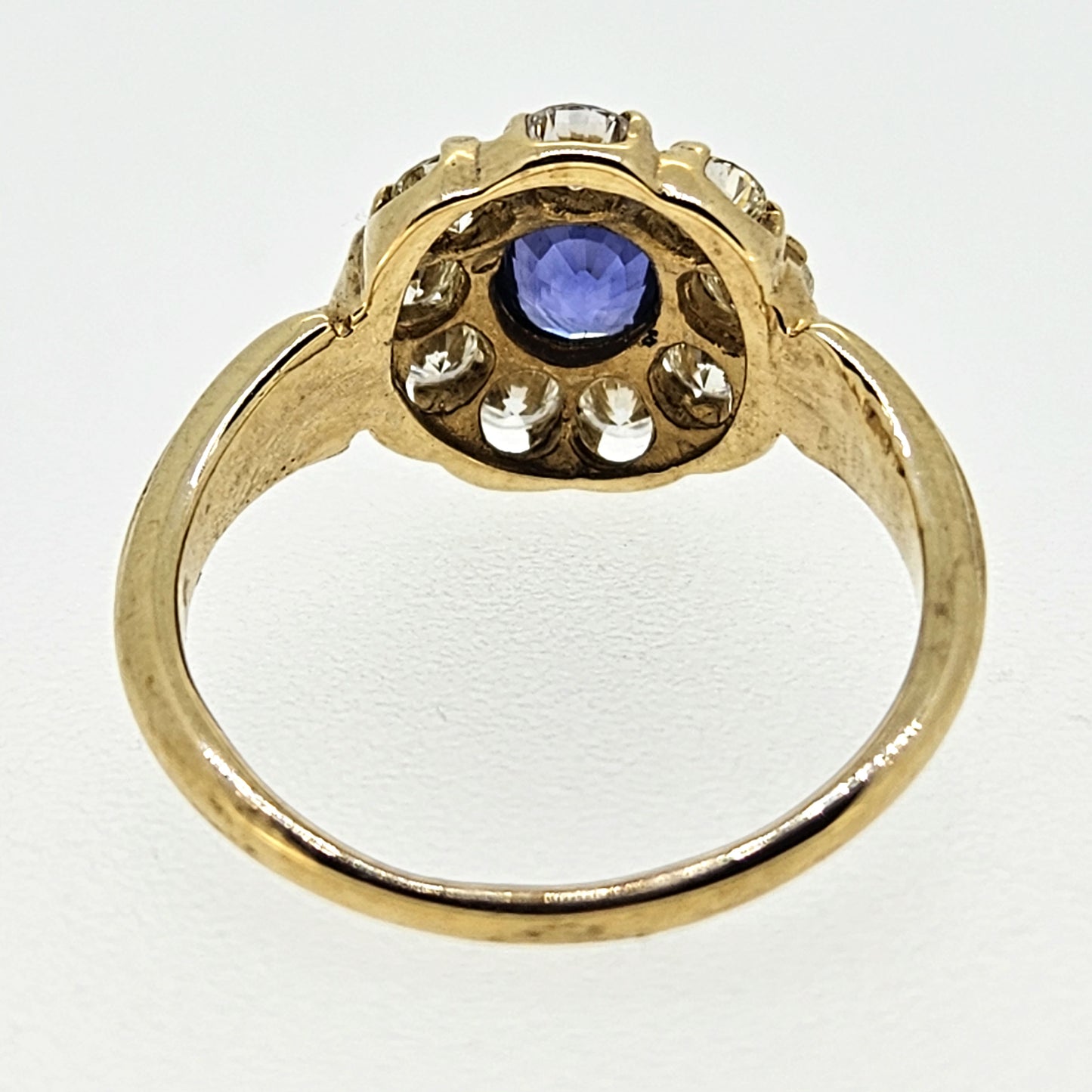 Sapphire and Diamond Cluster Ring D.50 S.90