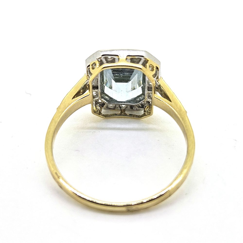 Modern 1.67ct Aquamarine and Diamond Cluster Dress Ring in Yellow Gold