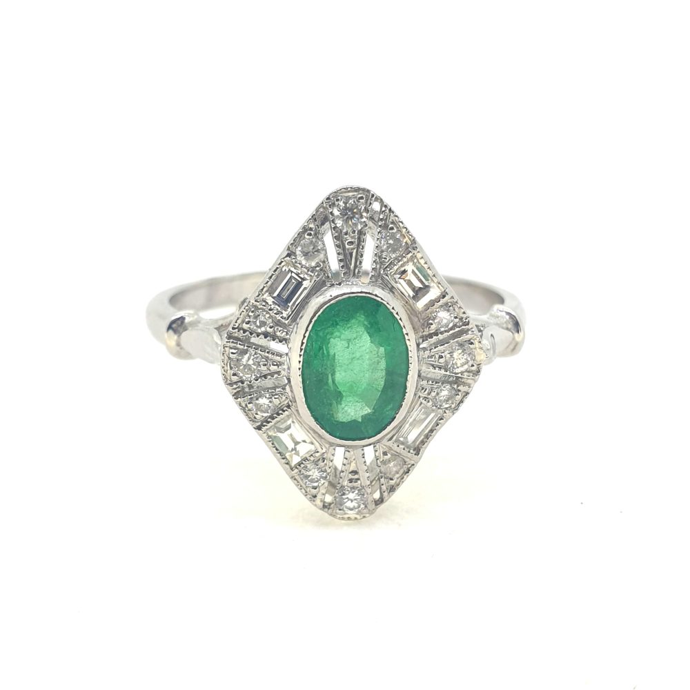 Emerald and Diamond Cluster Plaque Ring in Platinum