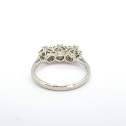 Diamond Three Stone Ring in Platinum, 1.80 carat total, classic diamond trilogy ring, Diamond colour G, Diamond clarity SI1