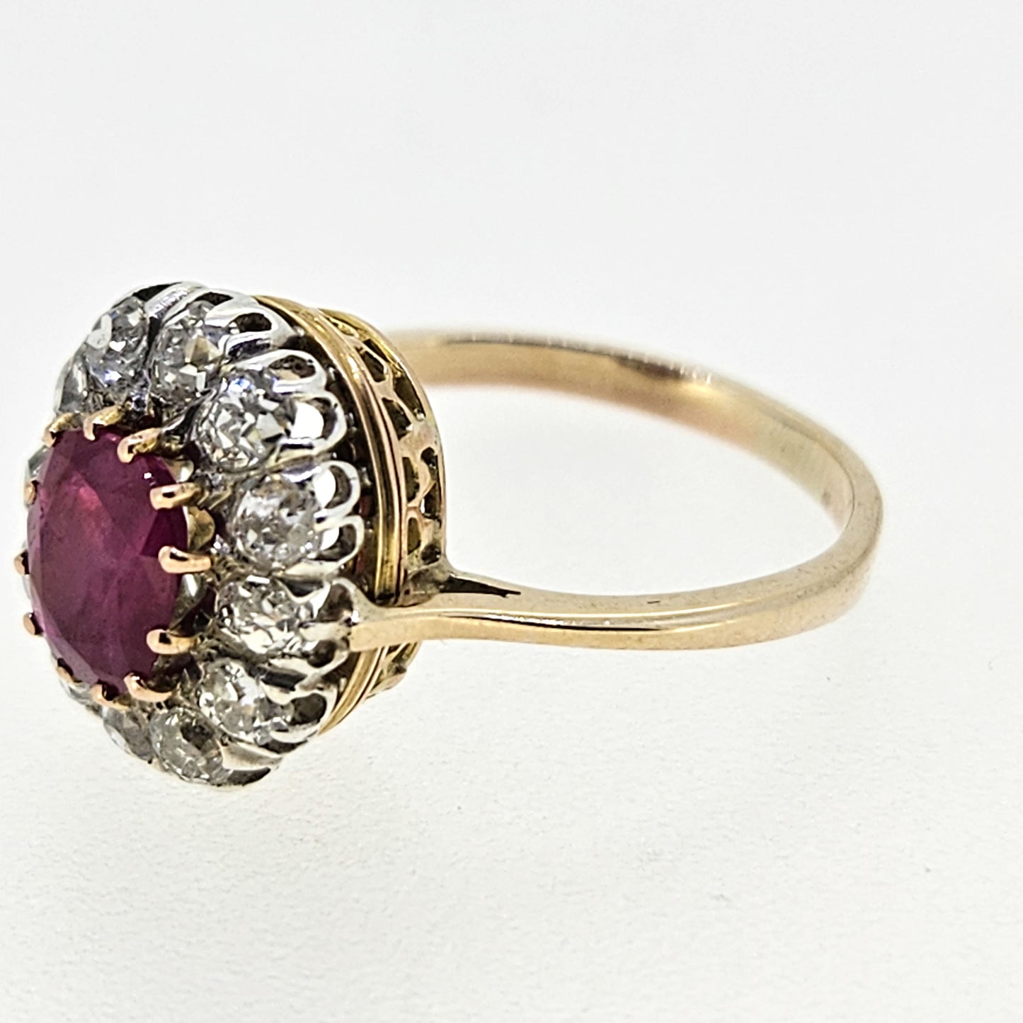 Natural Burma Ruby and diamond ring