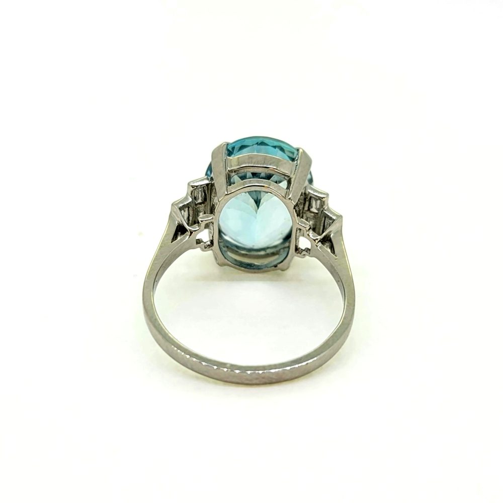7ct Oval Aquamarine Solitaire Ring with Baguette Diamond Shoulders in Platinum