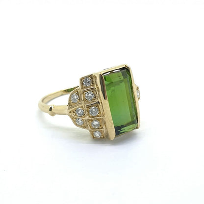Green Tourmaline and Diamond Dress Ring in 18ct Yellow Gold