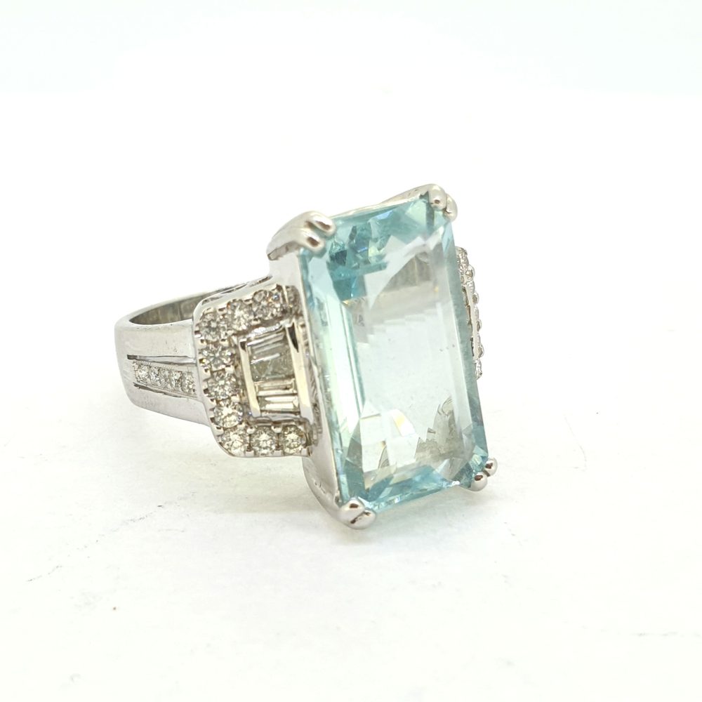 8.21ct Aquamarine and Diamond Ring in 18ct White Gold