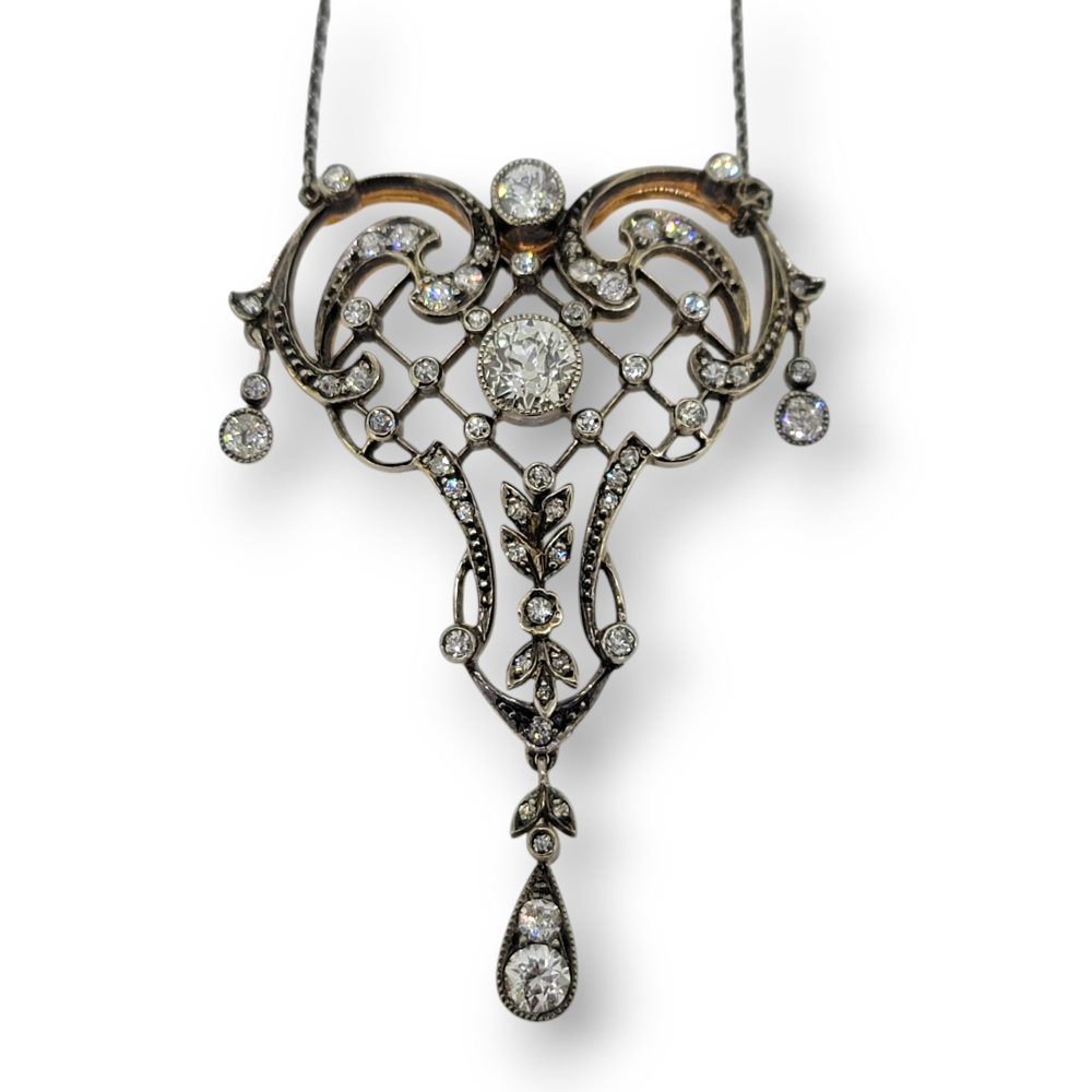 Antique Belle Epoque Diamond Pendant Necklace in platinum upon gold