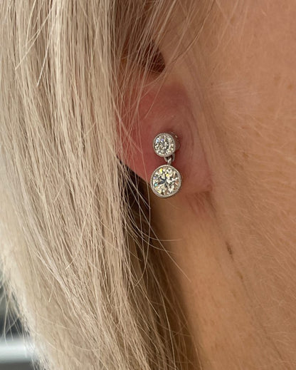 Modern 1.05ct Diamond Drop Earrings