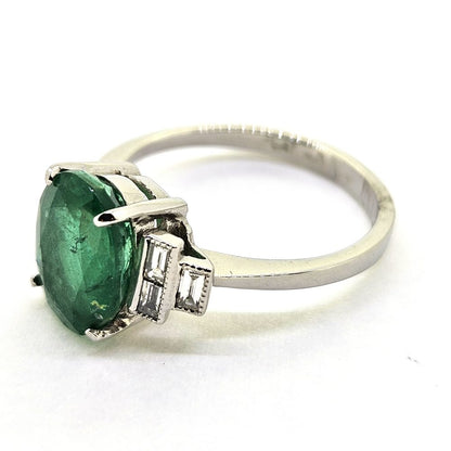 2.90ct Oval Emerald Solitaire Engagement Ring in Platinum with Baguette Diamond Shoulders