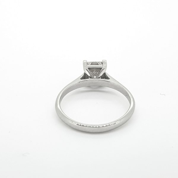 1.01ct Princess-cut diamond solitaire engagement ring in platinum