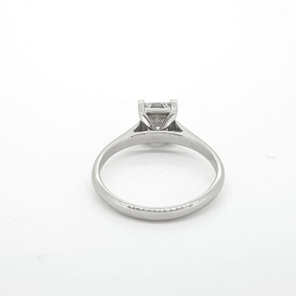 1.01ct Princess-cut diamond solitaire engagement ring in platinum