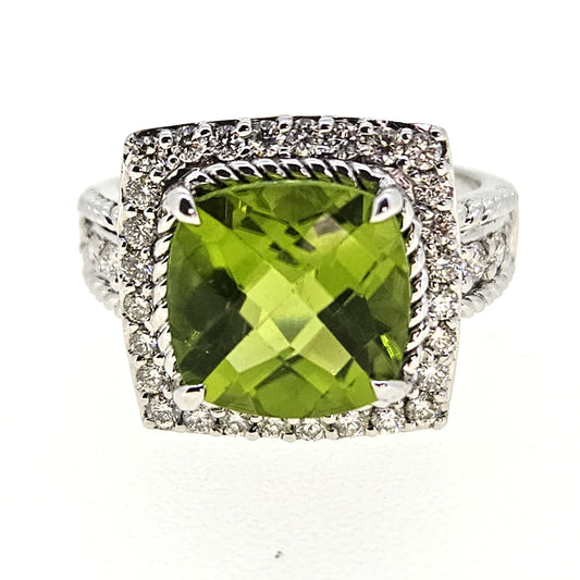 Peridot and Diamond Cluster Ring P4.21 D.73 18ct