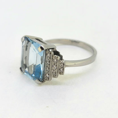 Platinum Aquamarine Cocktail Ring with Diamonds, 4.50ct Aquamarine