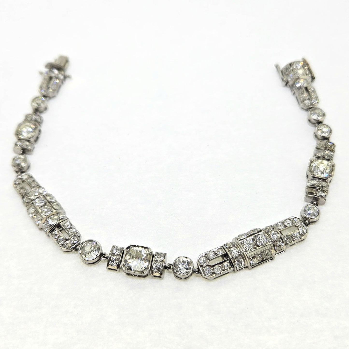 Art Deco 10cts Diamond Bracelet in Platinum