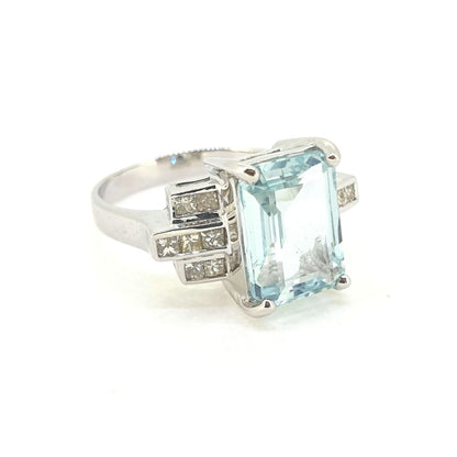 3.23ct Aquamarine Cocktail Ring with Princess Diamond Shoulders