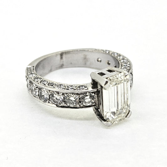 Pre Owned 1.40ct Emerald Cut Diamond Solitaire Engagement Ring with Diamond Shoulders