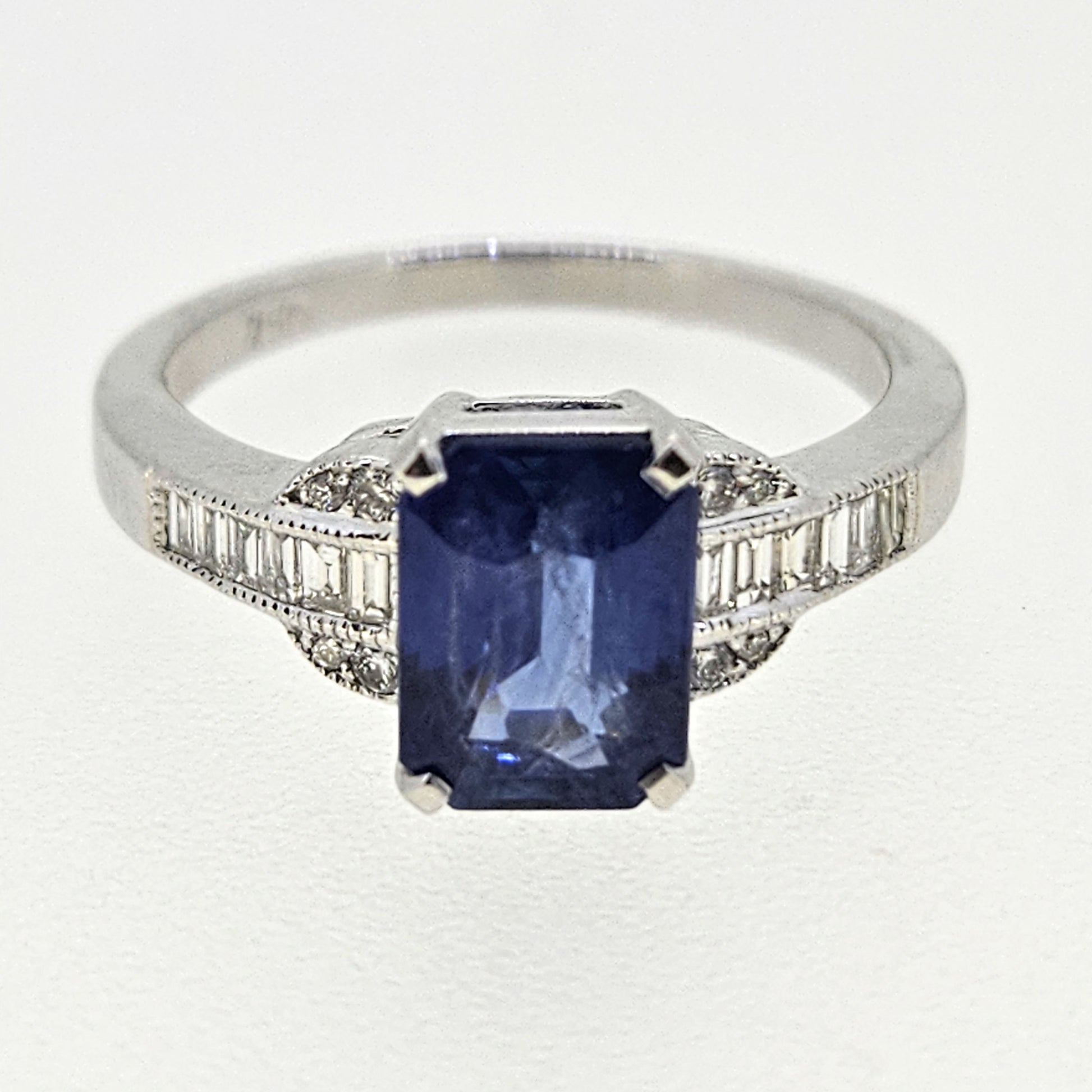 Sapphire and Diamond Cluster Ring S2.18 D.24
