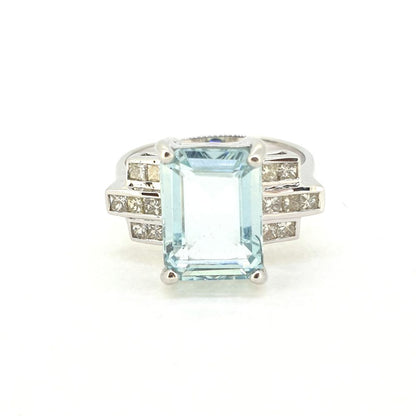 3.23ct Aquamarine Cocktail Ring with Princess Diamond Shoulders