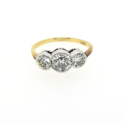 1.10ct Diamond three stone ring in 18ct gold