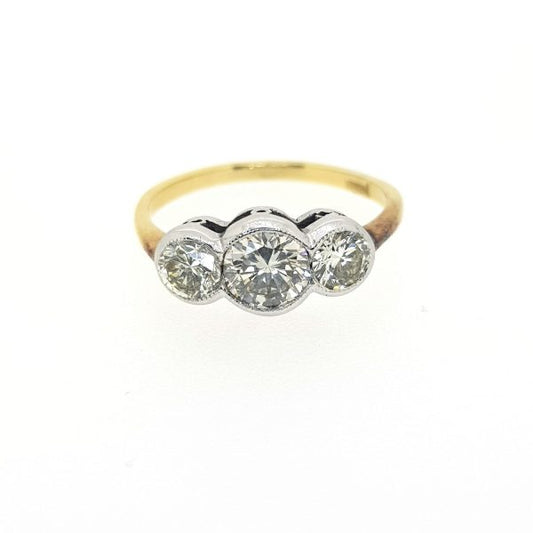 1.10ct Diamond three stone ring in 18ct gold