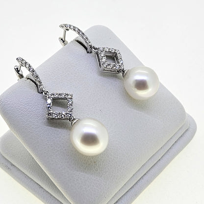 Contemporary Pair of Pearl and Diamond Drop Earrings