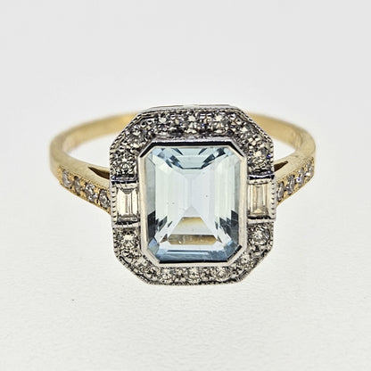 Aquamarine and Diamond Cluster Ring A1.26 D.37