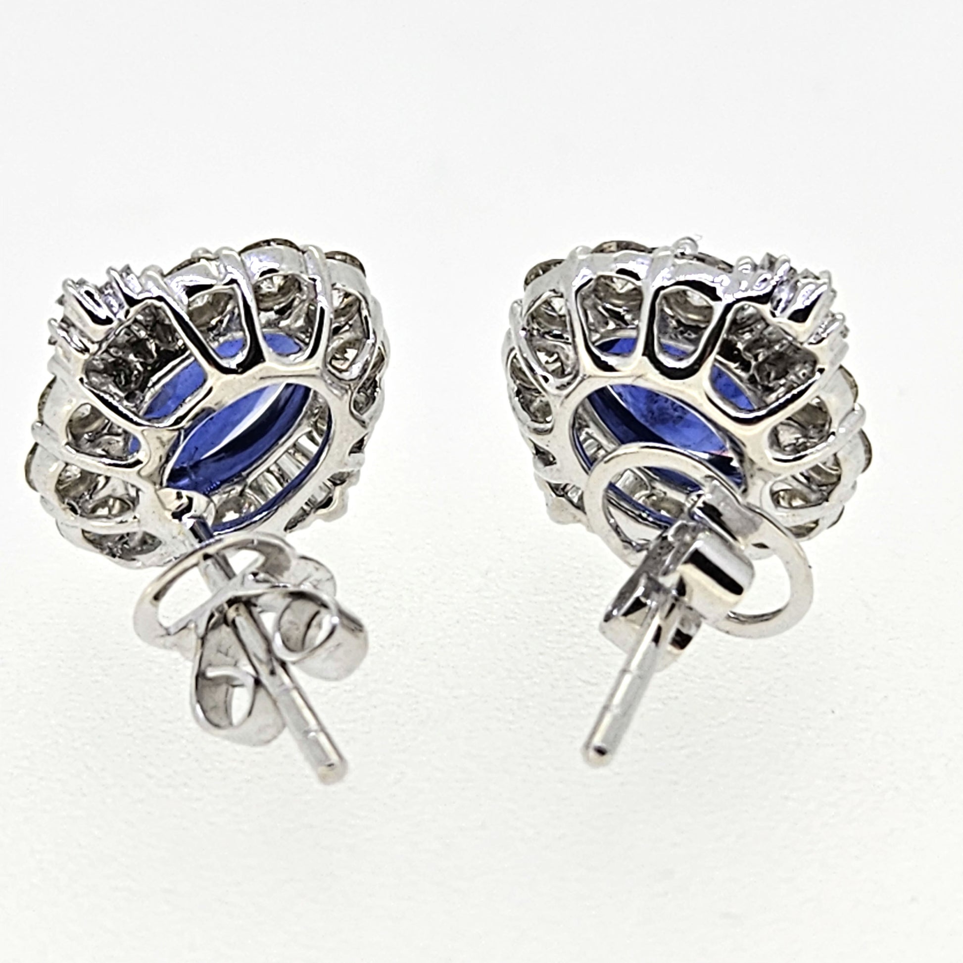 Sapphire and Diamond Cluster studs S3.33 D1.20