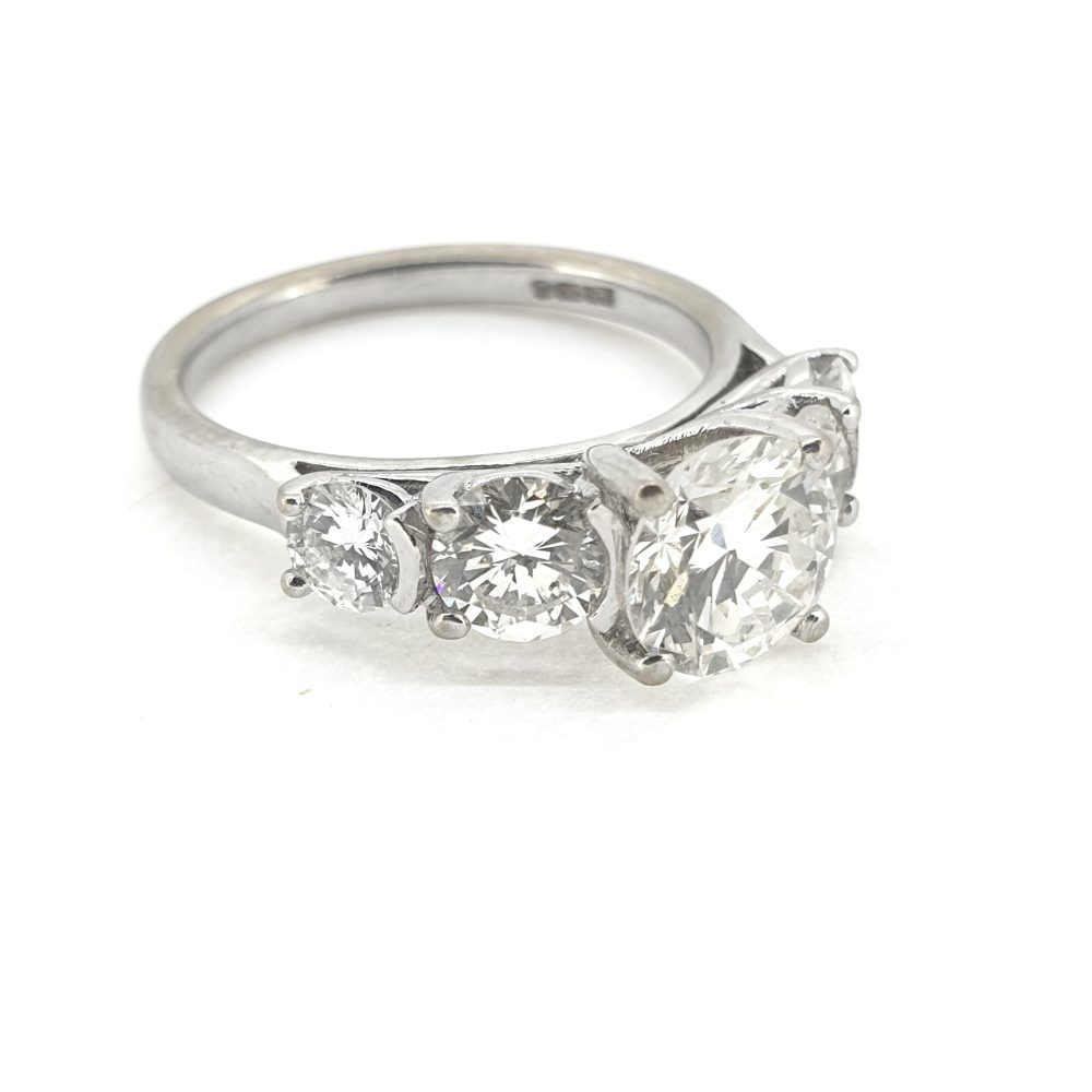 Brilliant Cut Diamond Five Stone Ring, 1.10ct central stone F/G colour