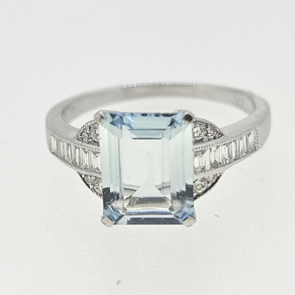 Aquamarine and DiamondCluster Ring Aq1.83 D.31 18ct