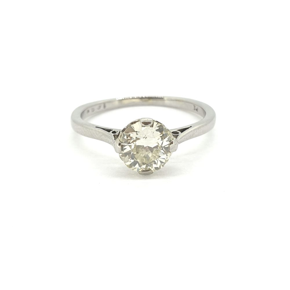1ct Diamond Solitaire Engagement Ring in Platinum