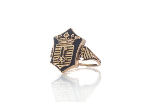 Antique Early 20th Century Black Enamel and 18ct Gold Crest Plaque Ring