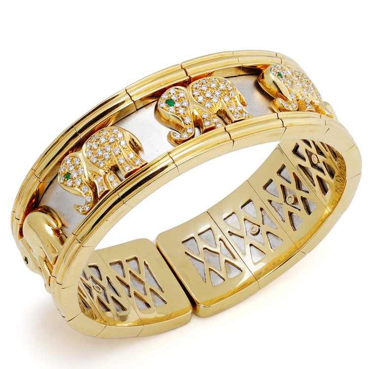 Vintage 18ct Gold Bangle Bracelet with Diamond Set Elephants