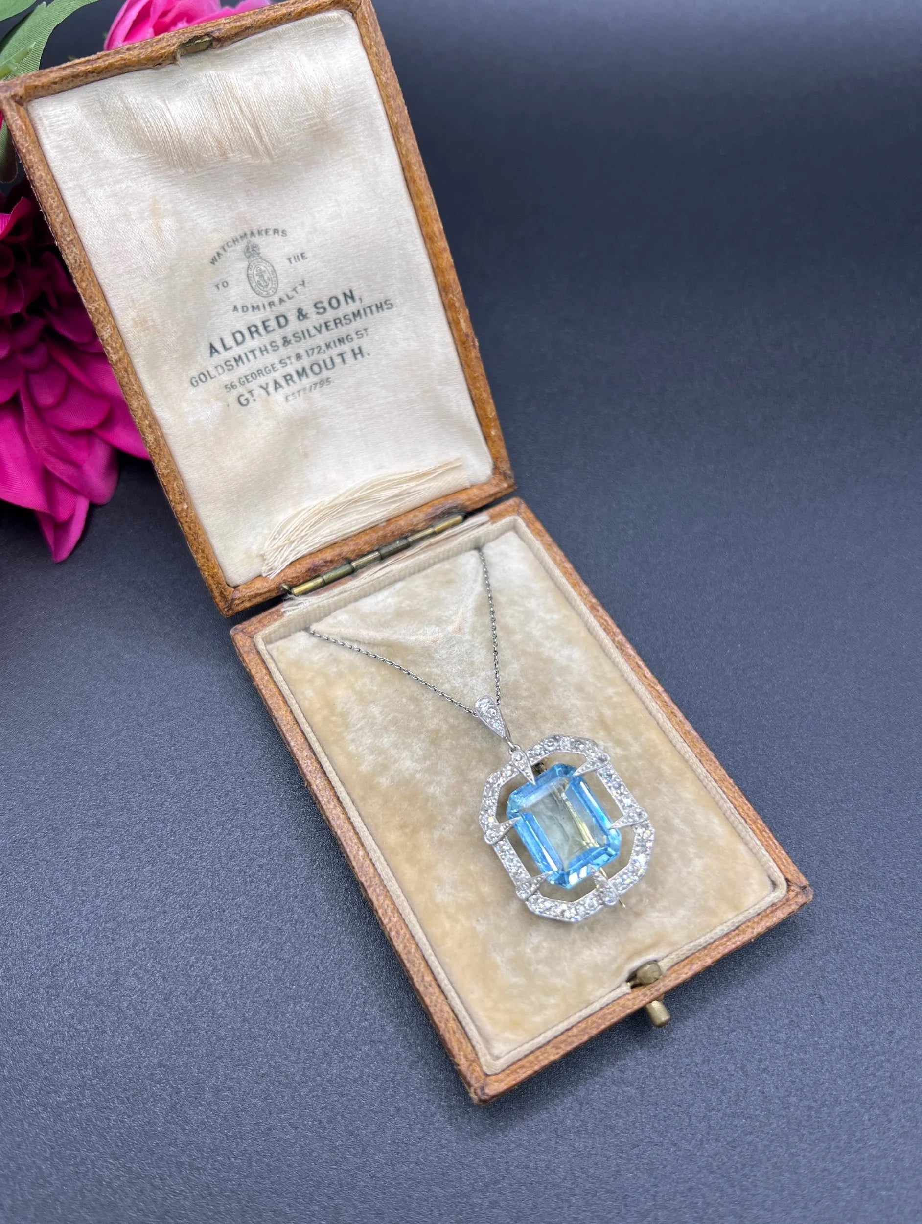 French Edwardian 18 Carat Gold, Platinum, Aquamarine and Diamond Pendant Necklace