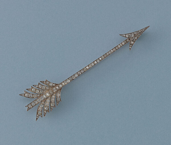 Antique Victorian Old Cut Diamond Arrow Brooch, 5.44 carat total, set with 114 old cut diamonds in silver and 18ct gold, In original case by the Linzeler Frères, 1885-1889, Paris, France