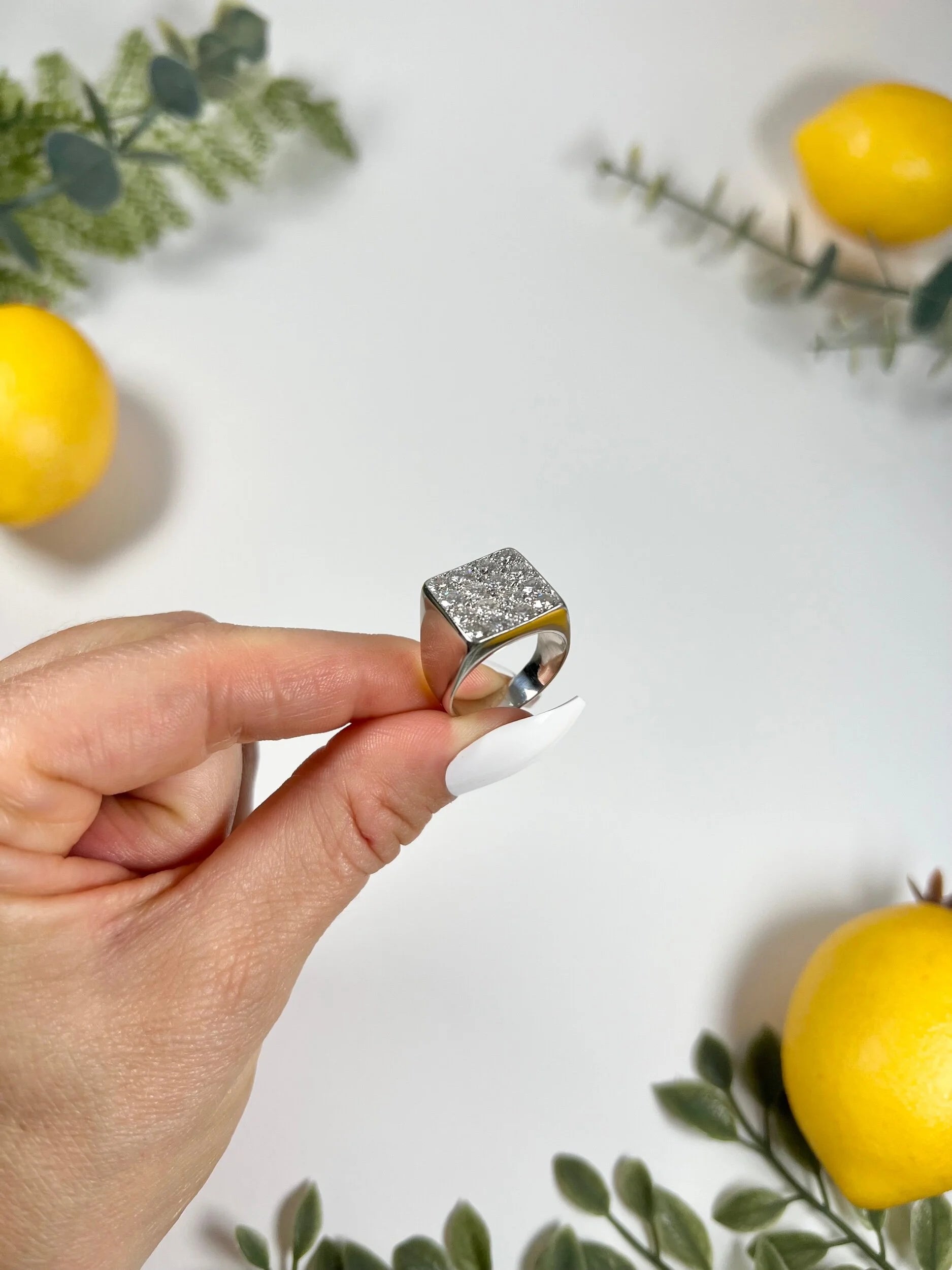 Vintage French 18 Carat White Gold Square Diamond Ring, 1.50 Carats, Circa 1970