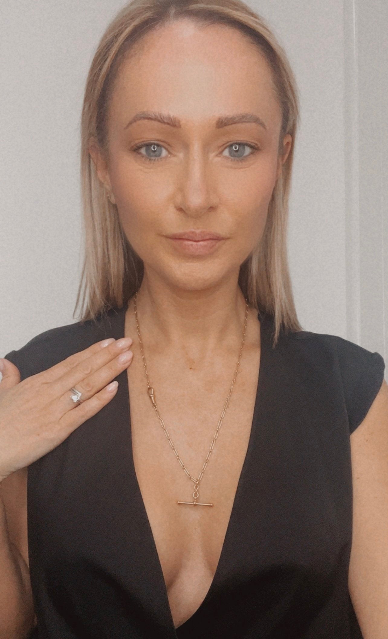 Antique 15 Carat Yellow Gold 1920's Long Fetter Link Chain With Swivel Clip And T-bar