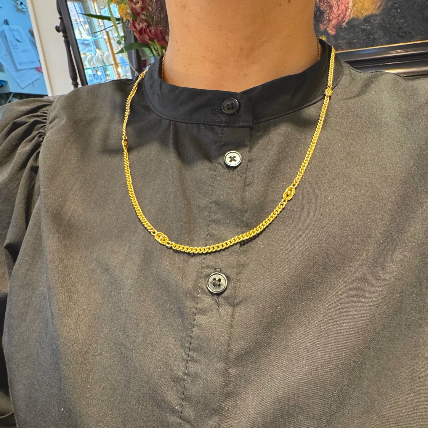14k Curb With Knot Stations Necklace 16526-8863