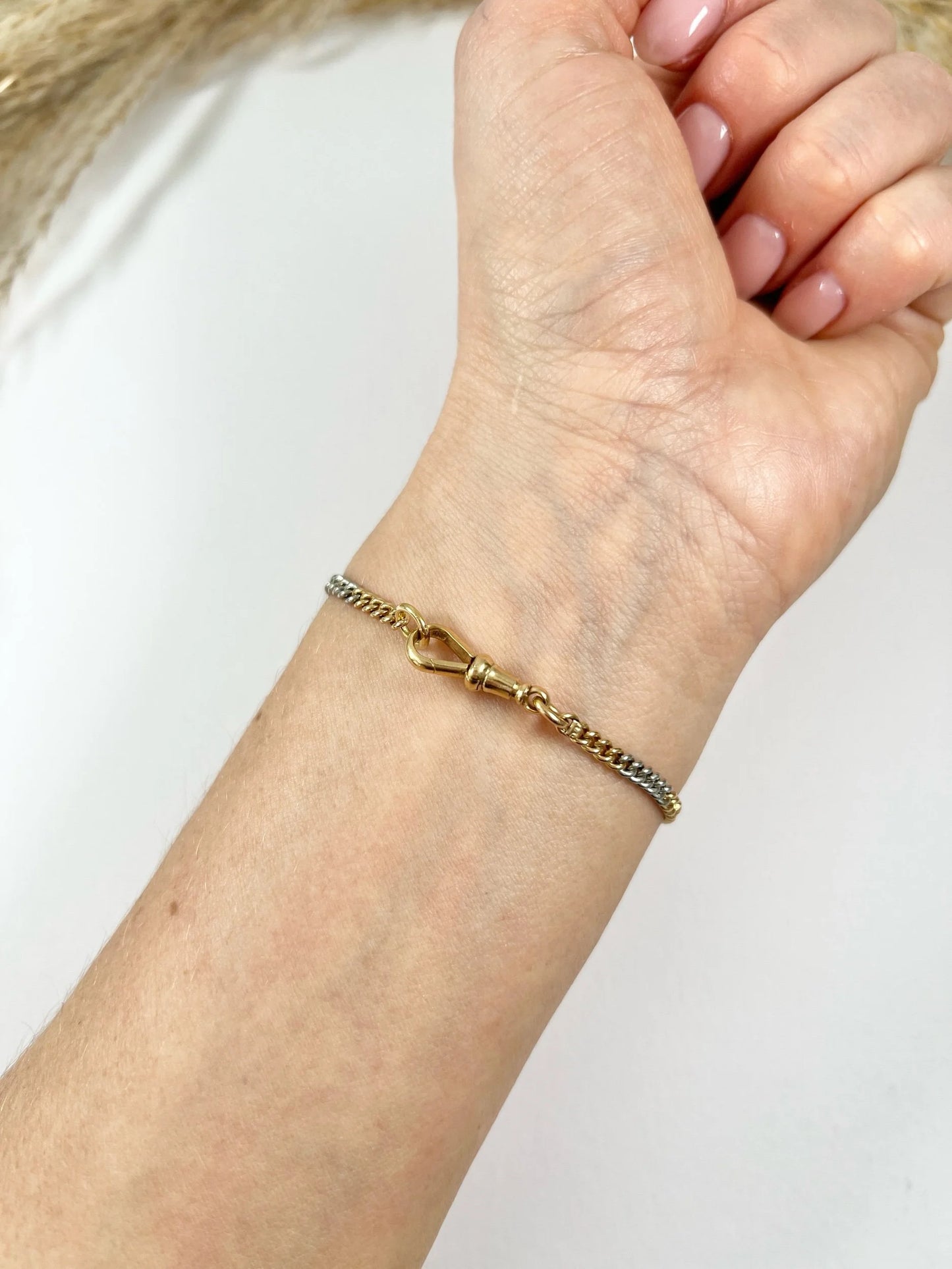 Antique 18 Carat Gold and Platinum Curb Link Bracelet with Swivel Clasp, Circa 1920