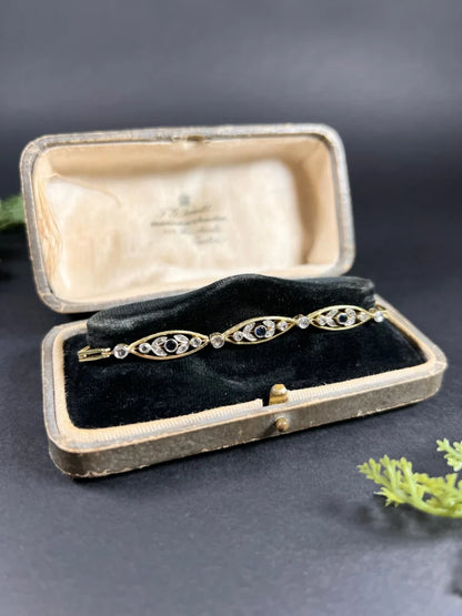 Antique Link Bracelet In 18 Carat Yellow Gold And Platinum With Diamonds And Sapphires