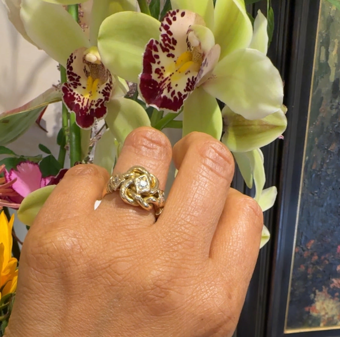Diamond 18k "Love Knot" Ring 16624-8905