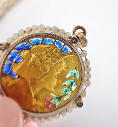 Antique 18 Carat Yellow Gold Plique a Jour and Seed Pearl Lady Portrait Pendant