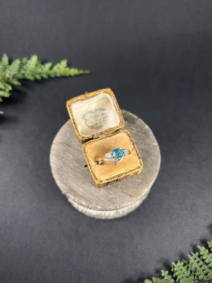 Vintage 18ct Yellow Gold & Platinum, 1980s Three Stone Zircon Diamond Cossover Trilogy Engagement  Ring