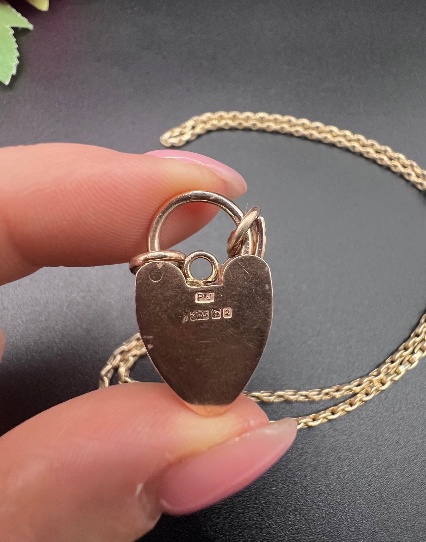 Victorian 9 Carat Yellow Gold Rolo Link Chain with Vintage Heart Padlock Clasp