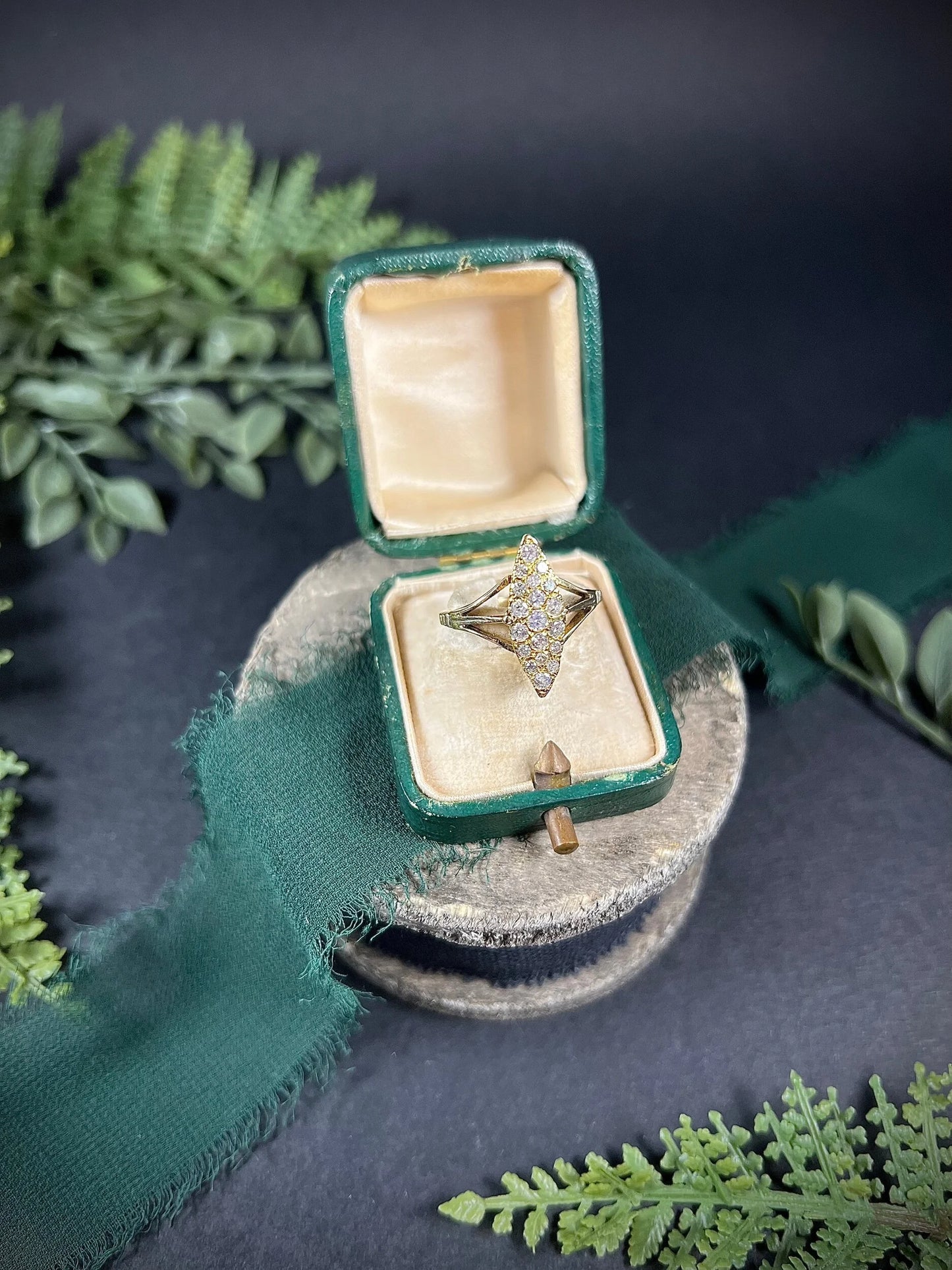 Victorian 18 Carat Yellow Gold Diamond Navette/Marquise Ring, Circa 1880