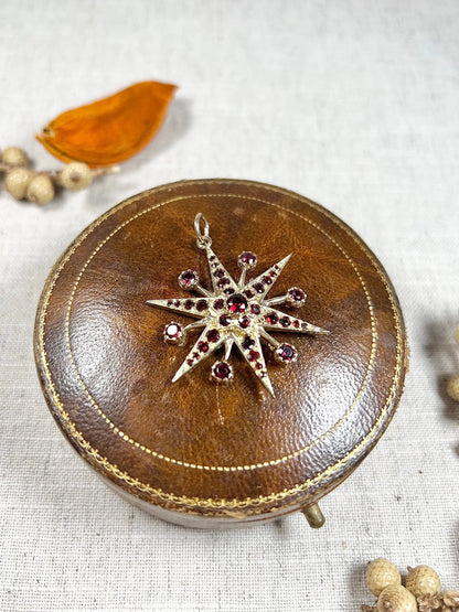 Vintage 9ct Gold Stamped, 1960s Garnet Starburst Pendant