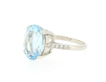 Aquamarine and Diamond Ring, 5.00 carats, set in Platinum
