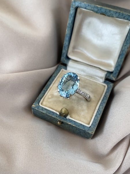 5.62ct Oval Aquamarine Cocktail Dress Ring with Diamond Set Shoulders in 18ct White Gold