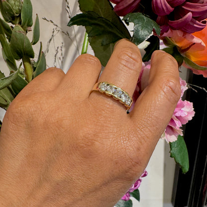 Diamond 18k Row Ring 16929-9025