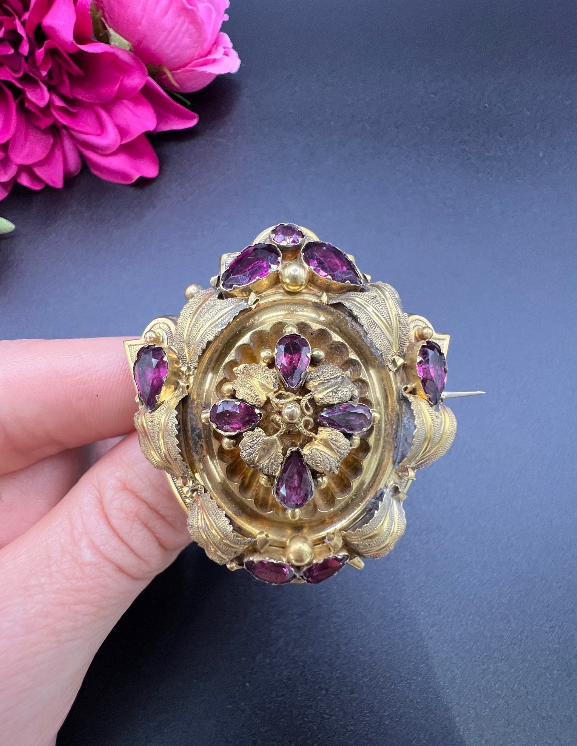 Antique 15ct Gold, Victorian Almandine Garnet Etruscan Design, Locket Back Brooch