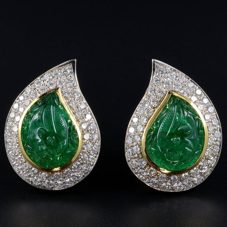 Vintage 22cts Carved Mughal Emerald and Diamond Cluster Clip On Earrings